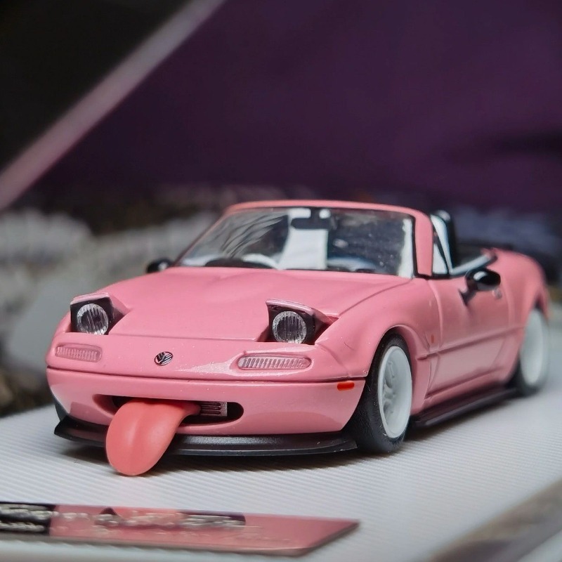 Home Decor Design - Modèle de voiture décapotable Mazda MX-5